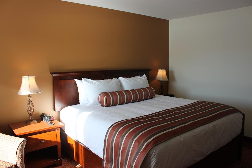 Lanes Riverhouse Inn & Cottages Montague Habitación foto
